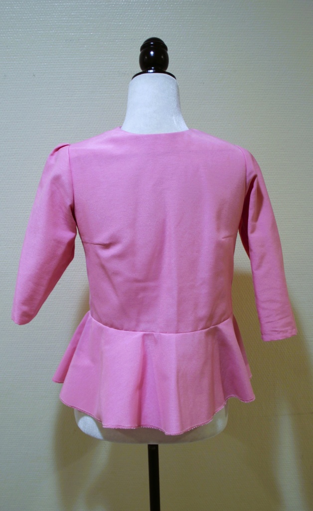 top rosa espalda