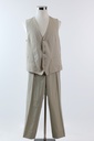 Traje tres piezas beige,chaleco