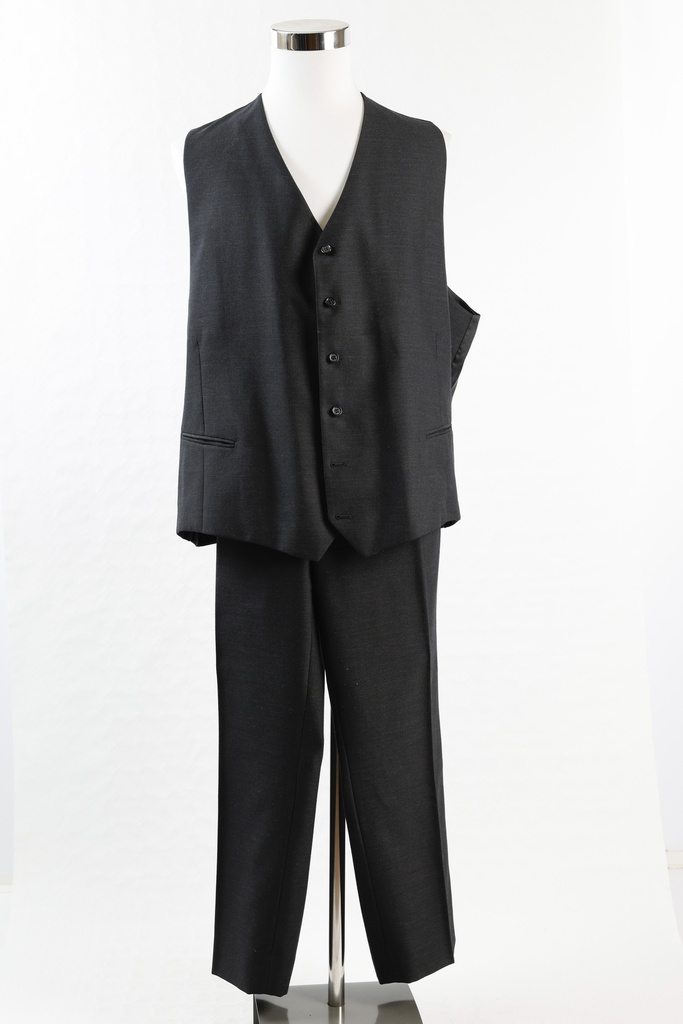 Traje tres piezas negro