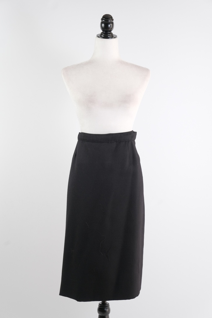 Conjunto chaquetón + falda