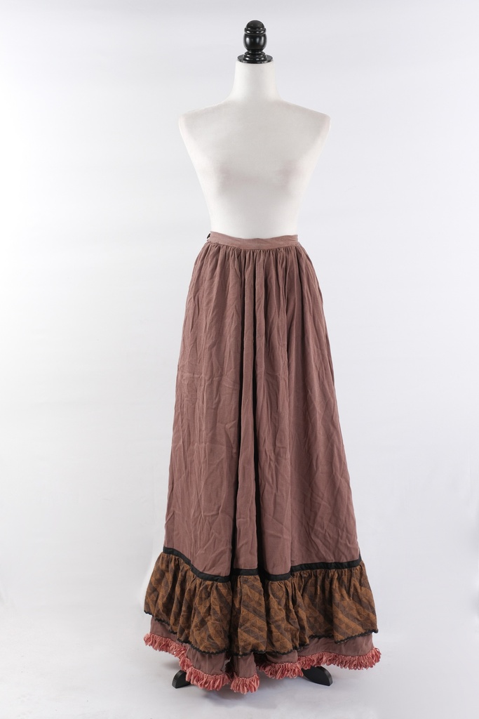 Falda comp. volante en bajos s. XIX