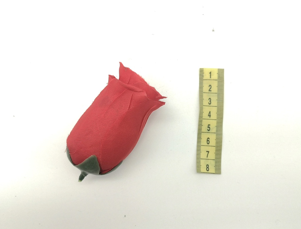 Flor, rosa roja (sin tallo)