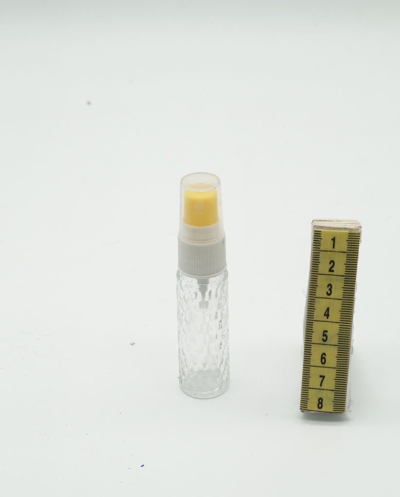Frasco de perfume con pulverizador