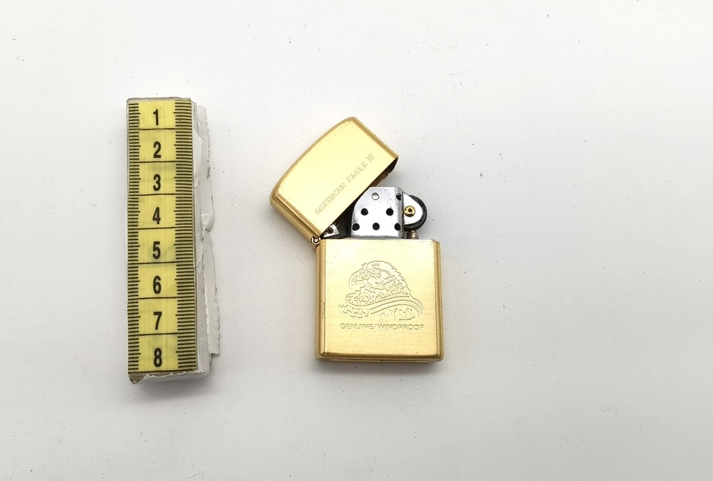 Mechero de gasolina tipo Zippo