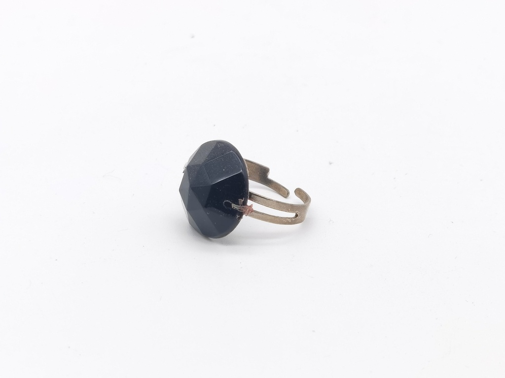Anillo piedra negra