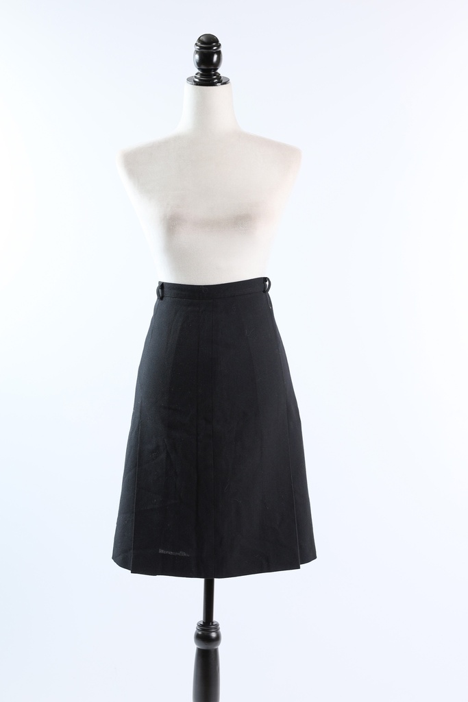 Falda negra tablas