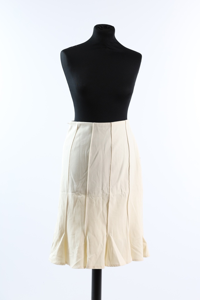Falda beige con godets