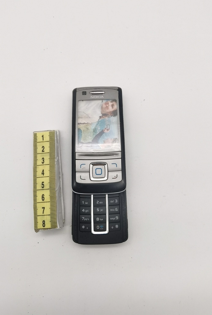 Teléfono móvil Nokia 6280 (maqueta)