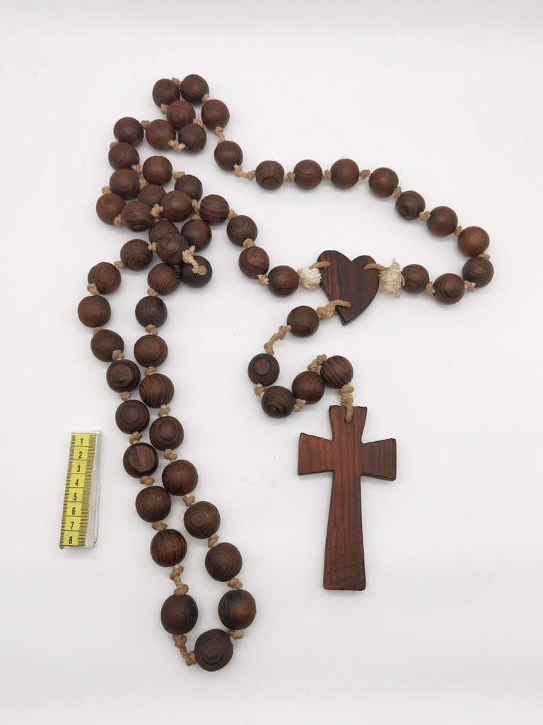Rosario de pared de madera