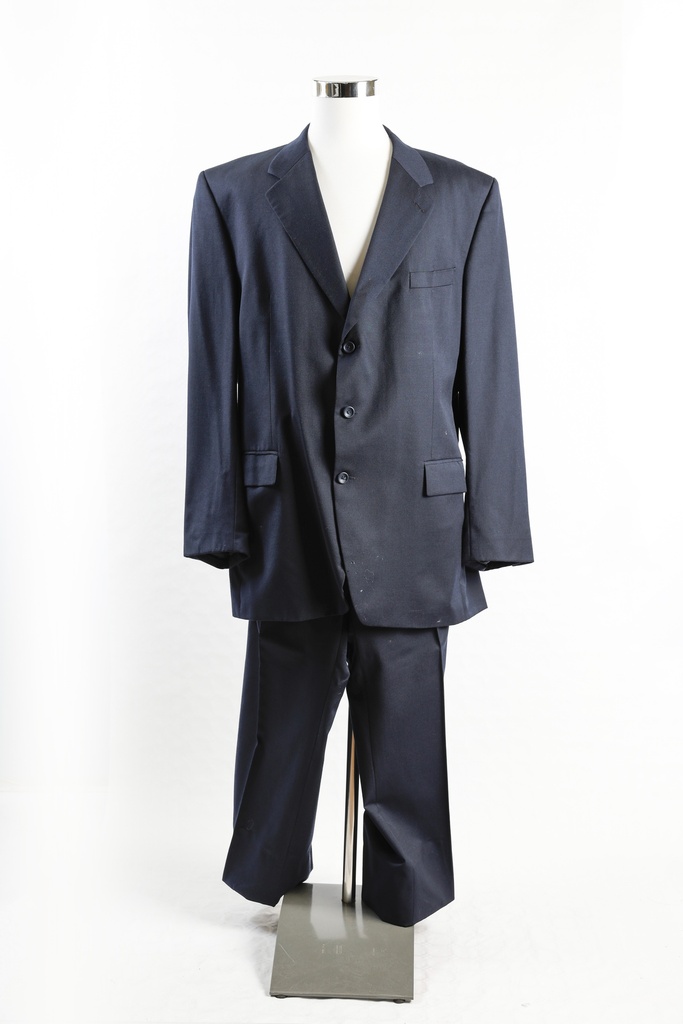 Traje azul marino liso