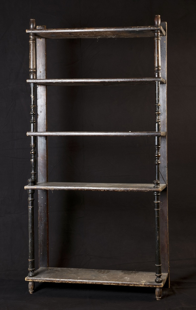 Estantería de madera