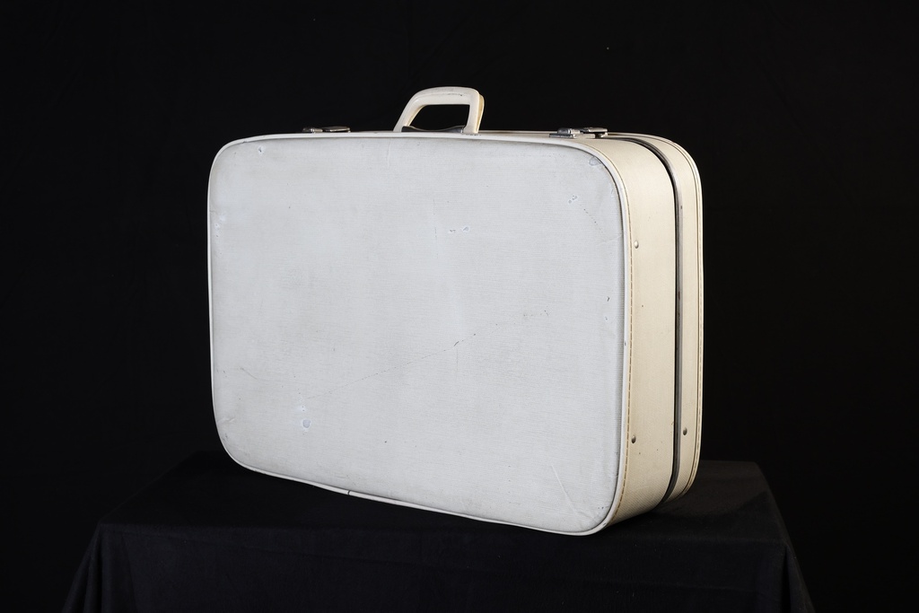 Maleta cuero blanco