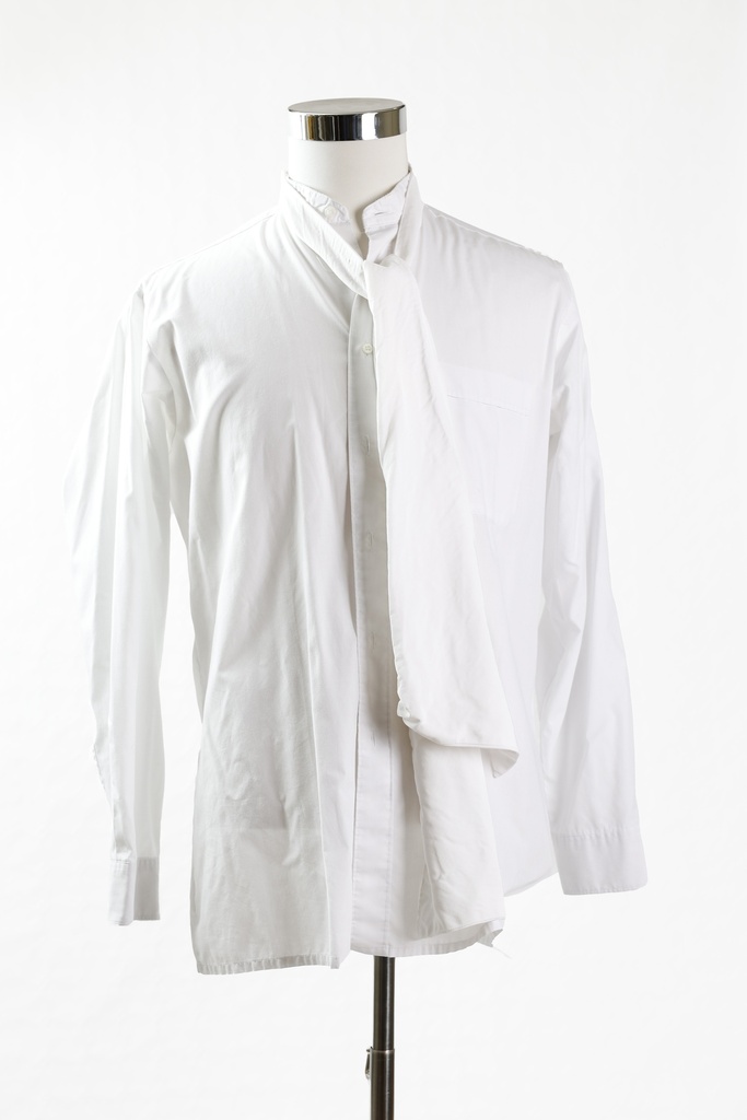 Camisa de vestir época en blanco con lazo(Comendador)