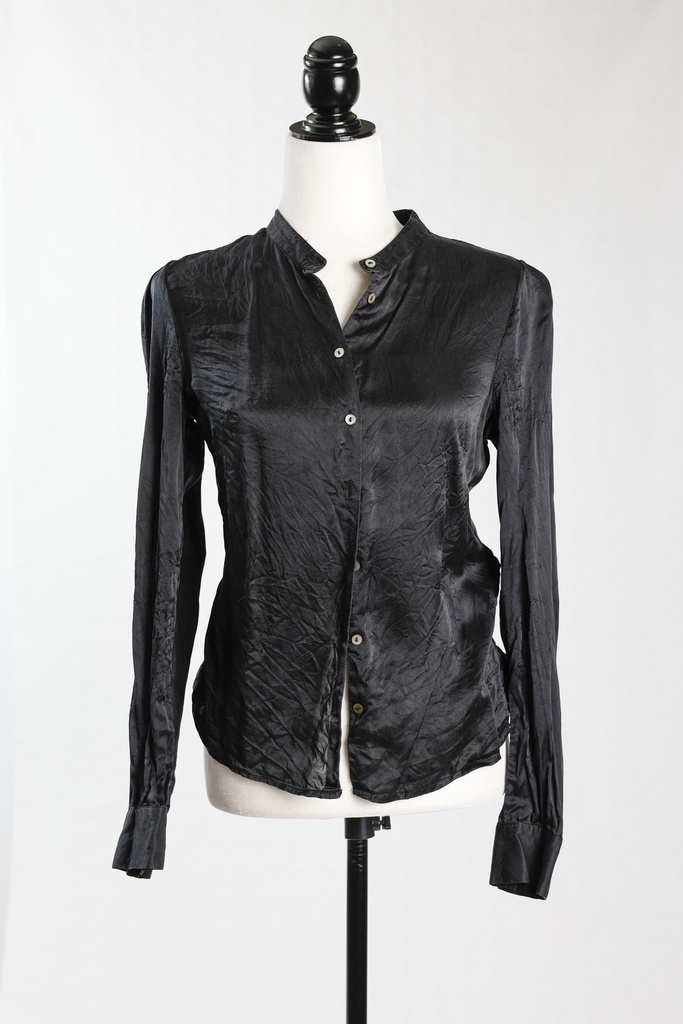 Camisa satén negro cuello Mao(Criadas D.Elvira)