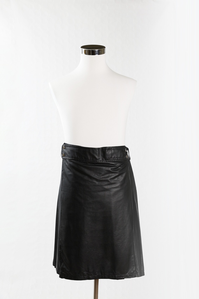 Falda plisada polipiel negro tipo escolar (Coro-manada D.G.) (copia)