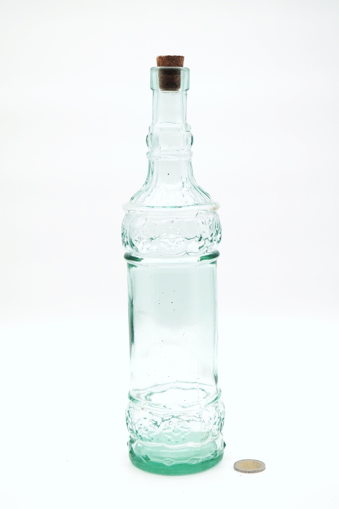 Botella con relieve
