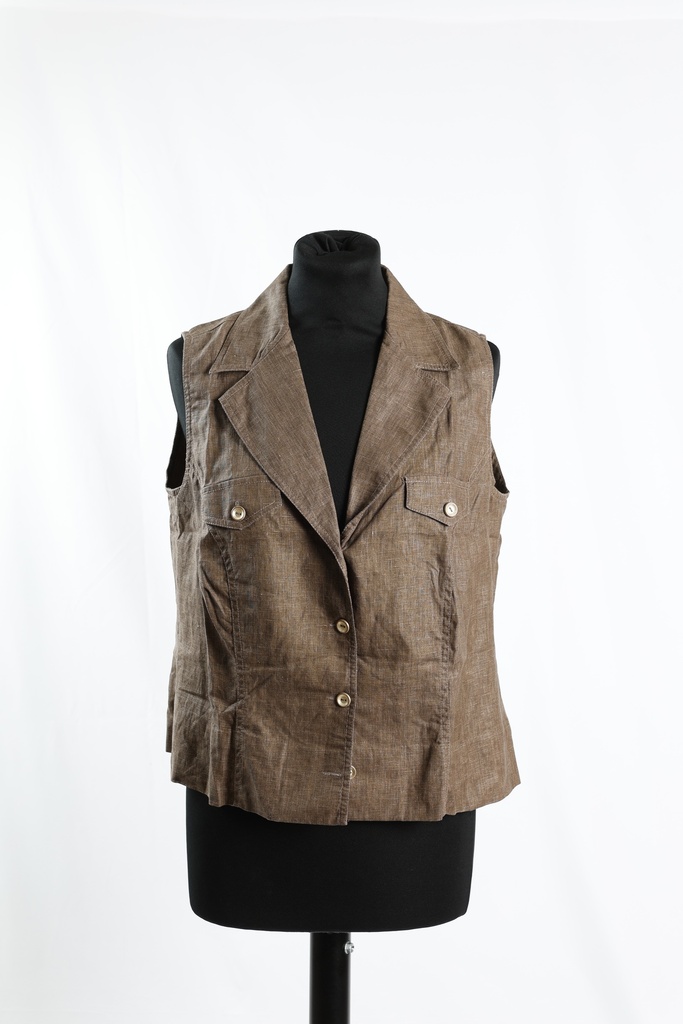 Blusa marrón sin mangas, con solapa y botones