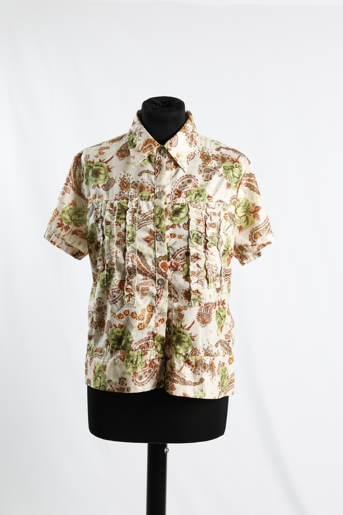Camisa camel estampado flores manga corta botones, canesú cintura