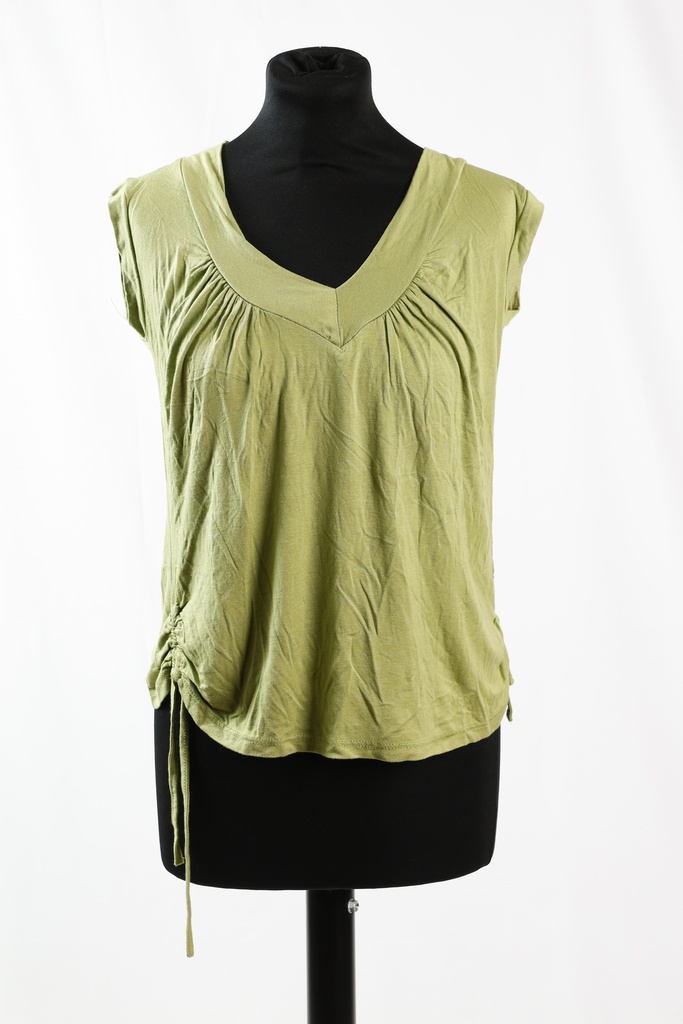 Camiseta sin manga cuello pico verde