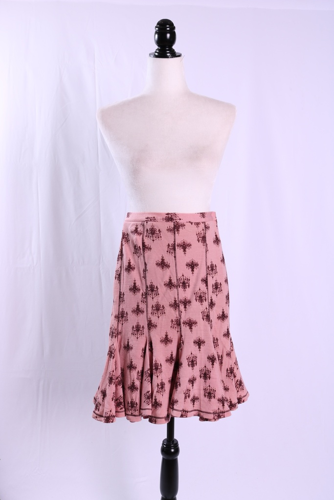 Falda rosa con godets y estampado morado