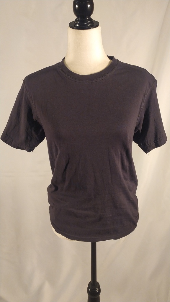 Camiseta negro manga corta cuello redondo (Ángela)