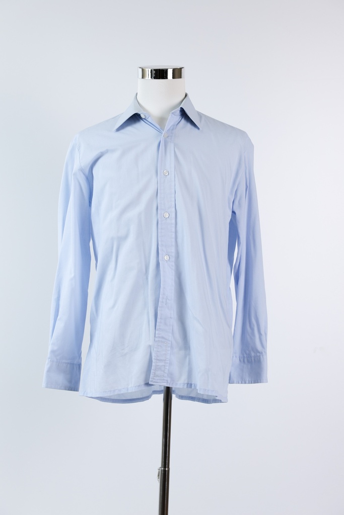 Camisa H azul clara