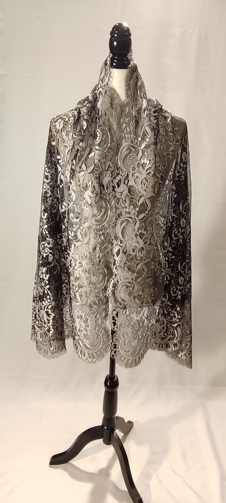 Mantilla base negra tul bordado gris