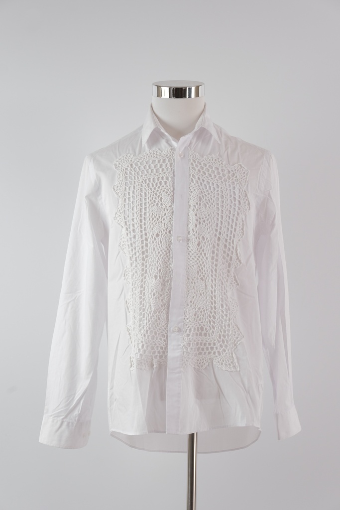 Camisa adorno guipur delantero