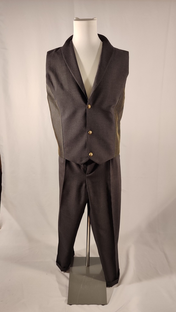 Pantalón y chaleco gris con detalle dorado en lateral