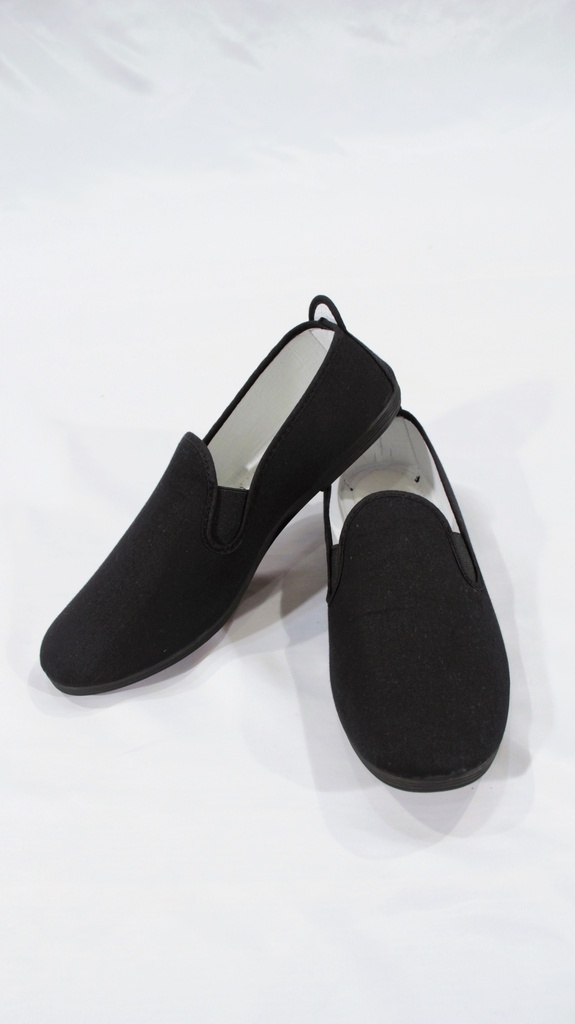 Zapatilla suela goma negra