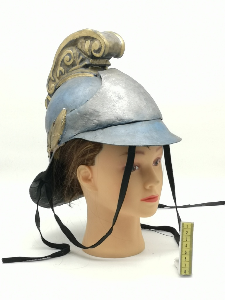 Casco de coracero (confeccionado)