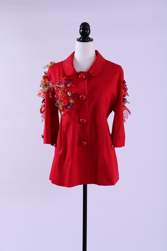 [OP01623] Chaqueta manga japonesa en rojo con aplicaciones plástico