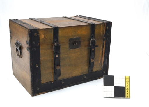 [OP00647] Cofre de madera