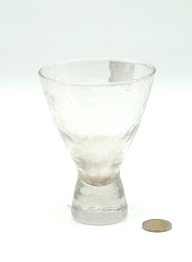 [OP00017] Copa con relieve