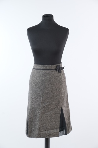 [OP02798] Falda paño gris godets negro