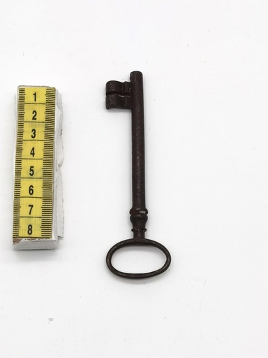 [OP02545] Llave antigua