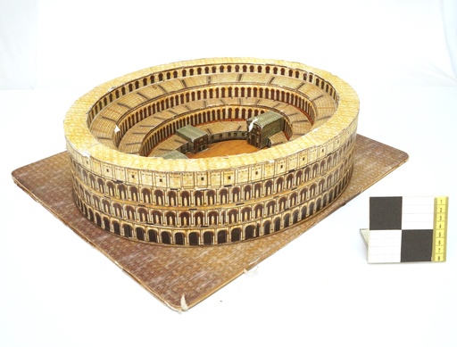 [OP00663] Maqueta del Coliseo