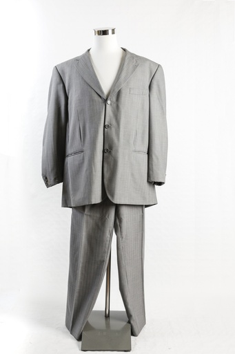 [OP03764] Traje gris con raya fina blanca