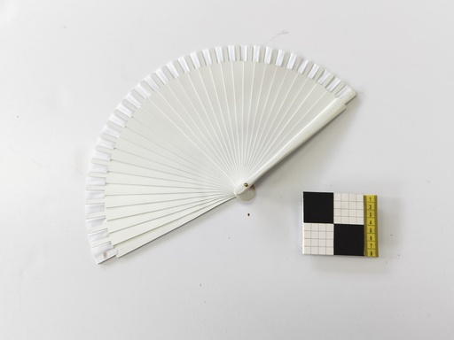 [OP01664] Abanico blanco