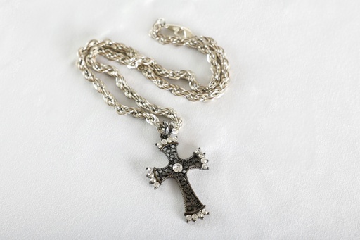 [OP03820] Cadena de plata gorda con crucifijo con adornos brillantes