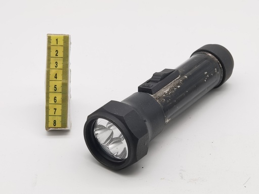 [OP03823] linterna de mano led