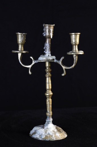 [OP04082] Candelabro pequeño tres velas