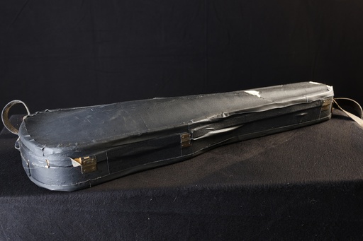 [OP04109] Funda rigida con violín en interior