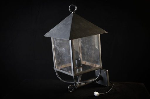 [OP04111] Farol túnel