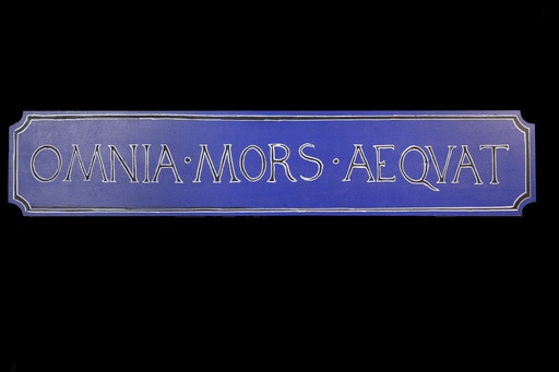 [OP04225] Cartel "Omnia mors aequat"