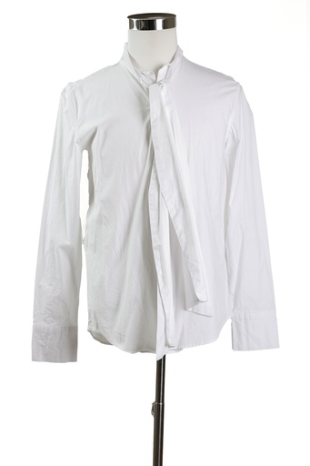 [OP04337] Camisa en blanco con lazada(Comendador)