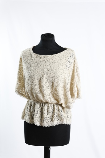 [OP04925] Blusa camel encaje manga murciélago, elástico cintura