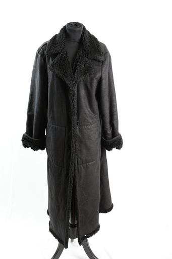 [OP04996] Abrigo negro piel vuelta