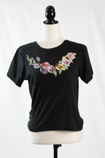 [OP05126] Camiseta negro manga corta flores debajo