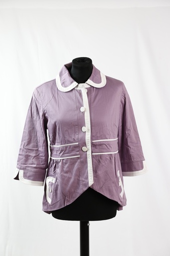 [OP05189] Americana morado con ribetes y botones blanco